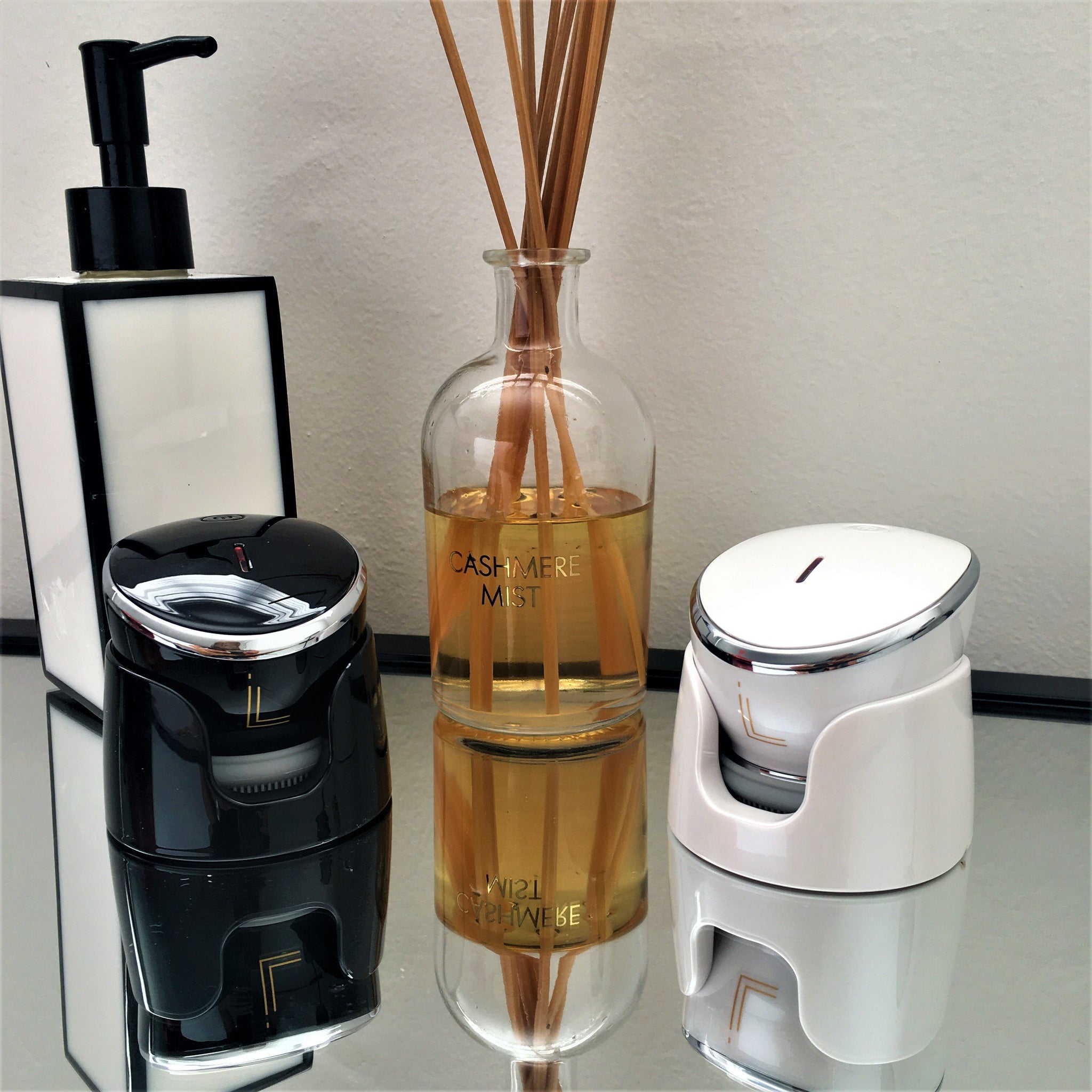 Lumilia NEO 3in1 Facial Cleanser & Massage - Lumilia Skin Co.